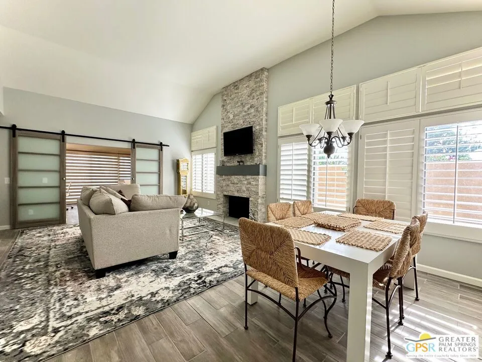 1 Verde Way, Palm Desert, California 92260 home-pic-1